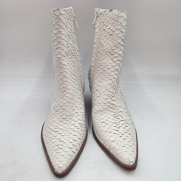 Matisse Caty White Snake Embossed Leather Ankle Boots Women's Size 6.5 M - Picture 2 of 8